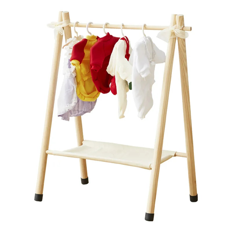 Porte manteaux sur pieds pour chambre d'enfants